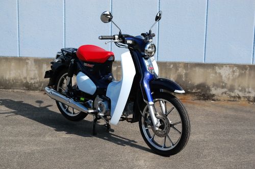 第１回ホンダC125 街でだいぶみるようになってきた。これが良い！｜お知らせ｜モーターサイクルドクターSUDA：SUDA NEWS